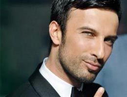 Tarkan yine yurtdışına açıldı