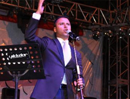 Asker Alişan Ankara'da konser verdi