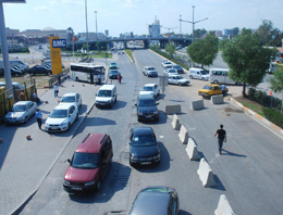 Adana'da trafik felç oldu