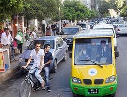 Bu araçlar güneş enerjisiyle çalışıyor