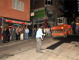 Başkan Gümrükçüoğlu gece mesaisinde